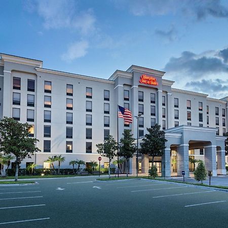 Hampton Inn & Suites Orlando International Drive North Exterior photo