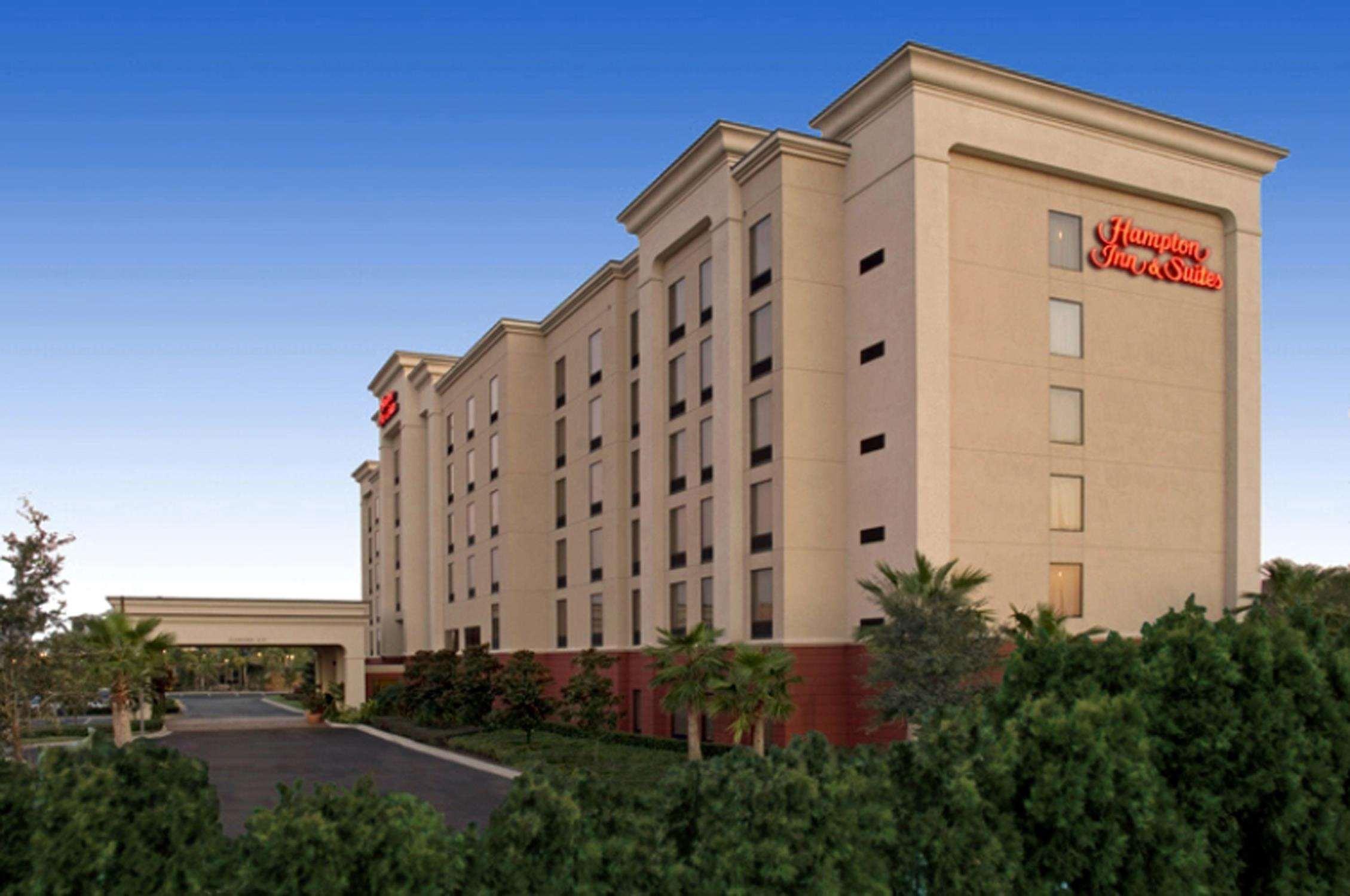 Hampton Inn & Suites Orlando International Drive North Exterior photo